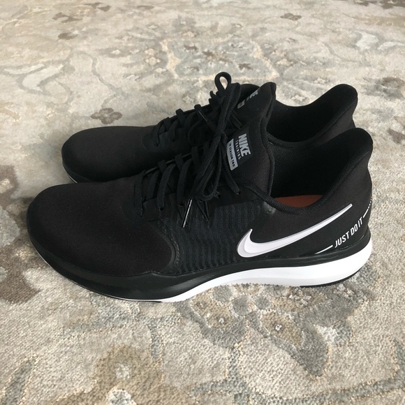 nike in season tr 8 gold